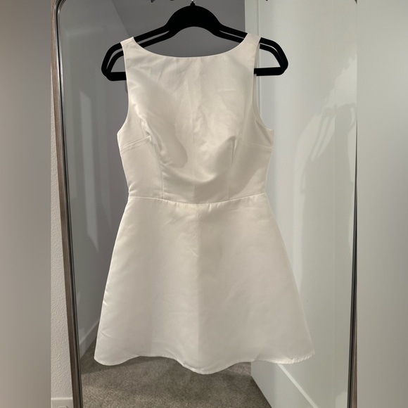 REFORMATION Zenni Dress - Picture 6 of 9